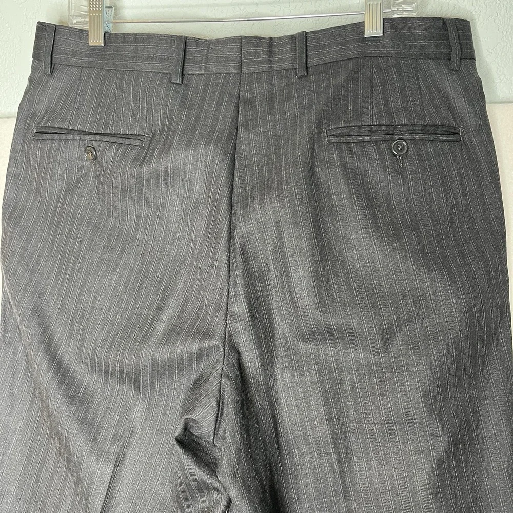 Caracciolo Mens 36x30 Dress Pants Charcoal Pinstripe Merino Wool Made in Italy